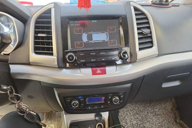 Used JAC Group Refine S3 2016 1.5L Manual Luxury Smart Version Audio And AC Panel