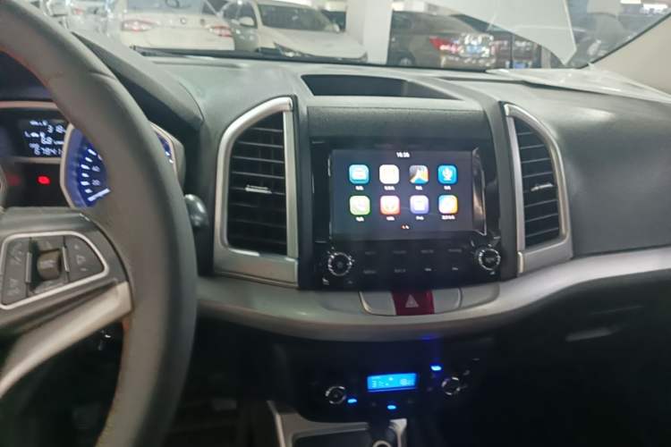 Used JAC Group Refine S3 2016 1.5L Manual Luxury Smart Version Audio And AC Panel