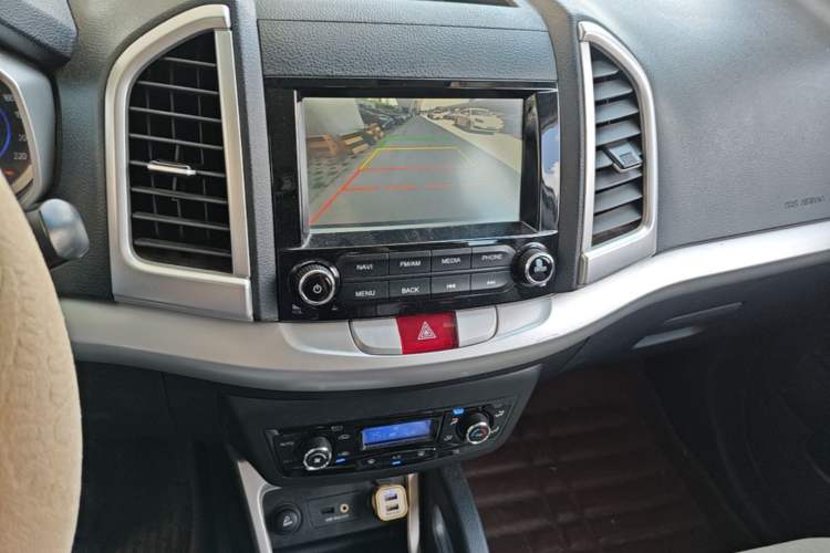 Used JAC Group Refine S3 2016 1.5L Manual Luxury Smart Version Audio And AC Panel