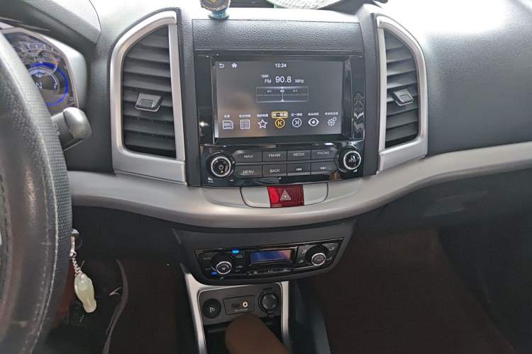 Used JAC Group Refine S3 2016 1.5L CVT Luxury Smart Version Audio And AC Panel