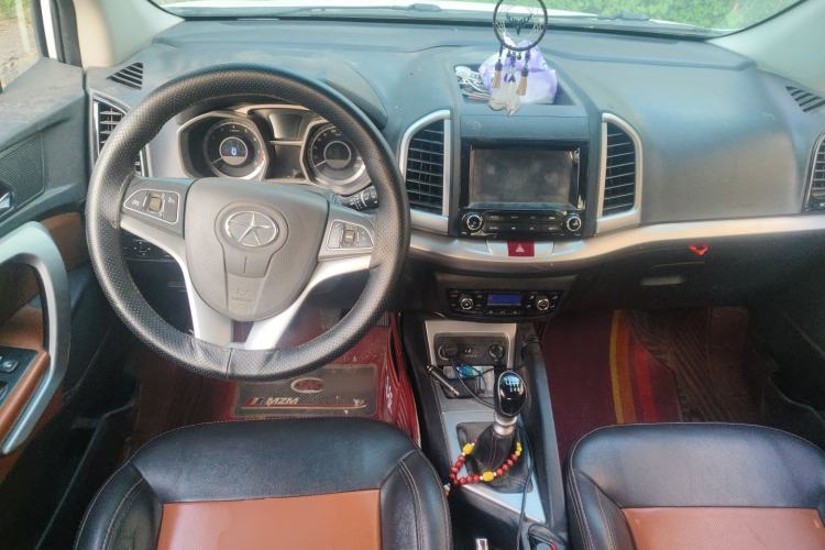 Used JAC Group Refine S3 2016 1.5L Manual Luxury Smart Version Center Console