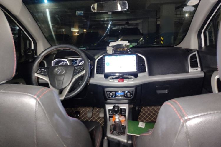 Used JAC Group Refine S3 2016 1.5L Manual Luxury Smart Premium Edition Center Console