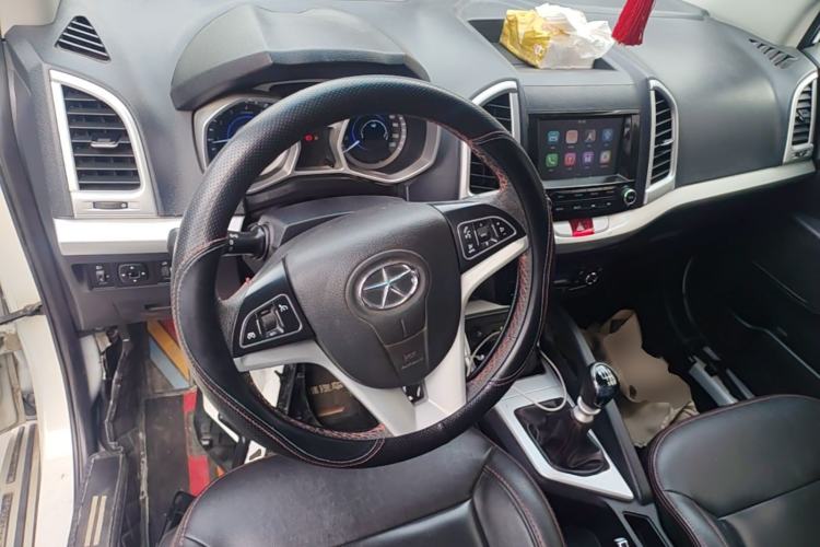 Used JAC Group Refine S3 2016 1.5L Manual Luxury Smart Version Center Console