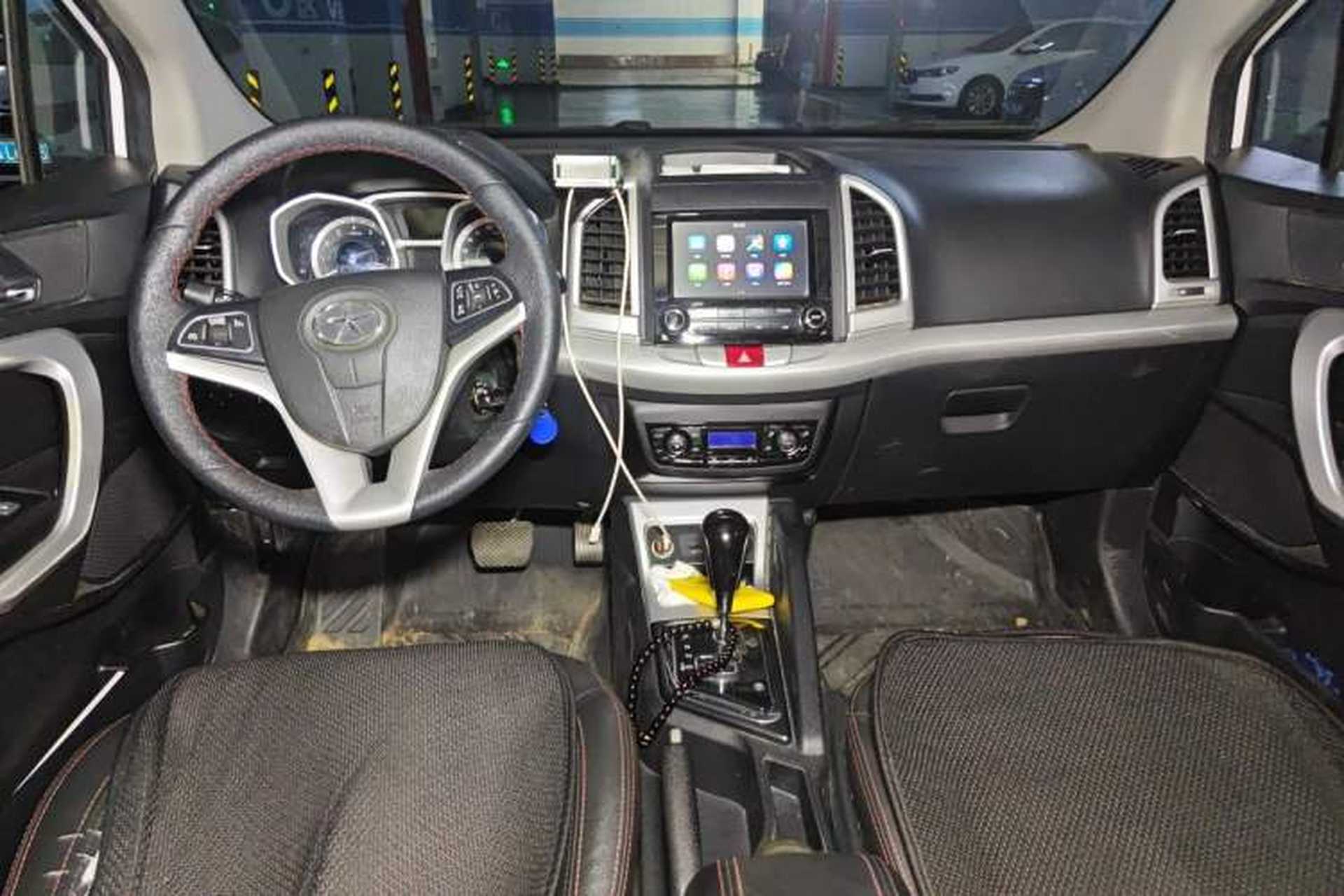 Used JAC Group Refine S3 2016 1.5L CVT Luxury Smart Version Center Console