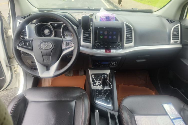 Used JAC Group Refine S3 2016 1.5L CVT Luxury Smart Version Center Console