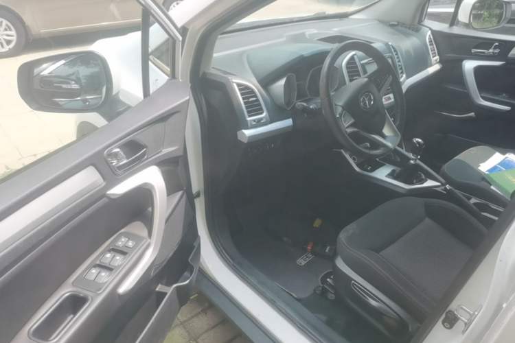 Used JAC Group Refine S3 2016 1.5L Manual Luxury Model Driver Seat