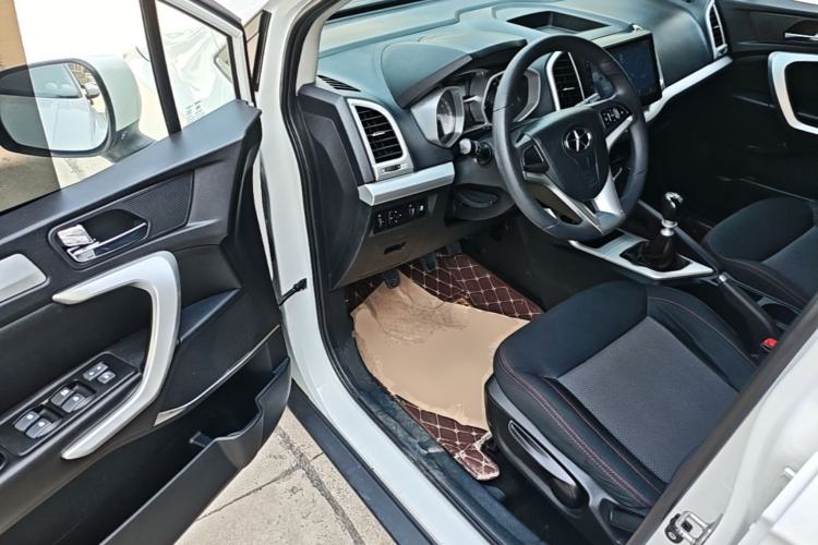 Used JAC Group Refine S3 2016 1.5L Manual Luxury Model Driver Seat