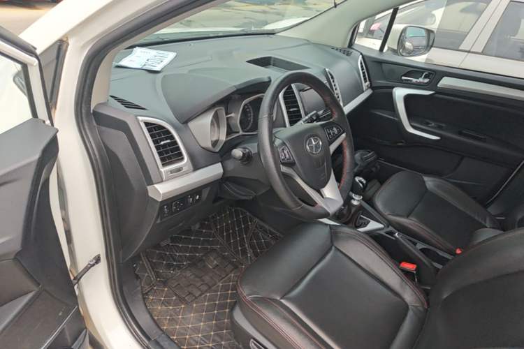 Used JAC Group Refine S3 2016 1.5L Manual Luxury Smart Version Driver Seat