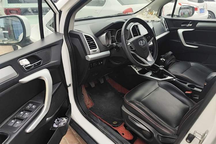 Used JAC Group Refine S3 2016 1.5L Manual Luxury Model Driver Seat
