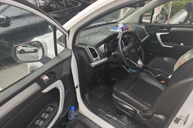 Used JAC Group Refine S3 2016 1.5L CVT Luxury Smart Version Driver Seat