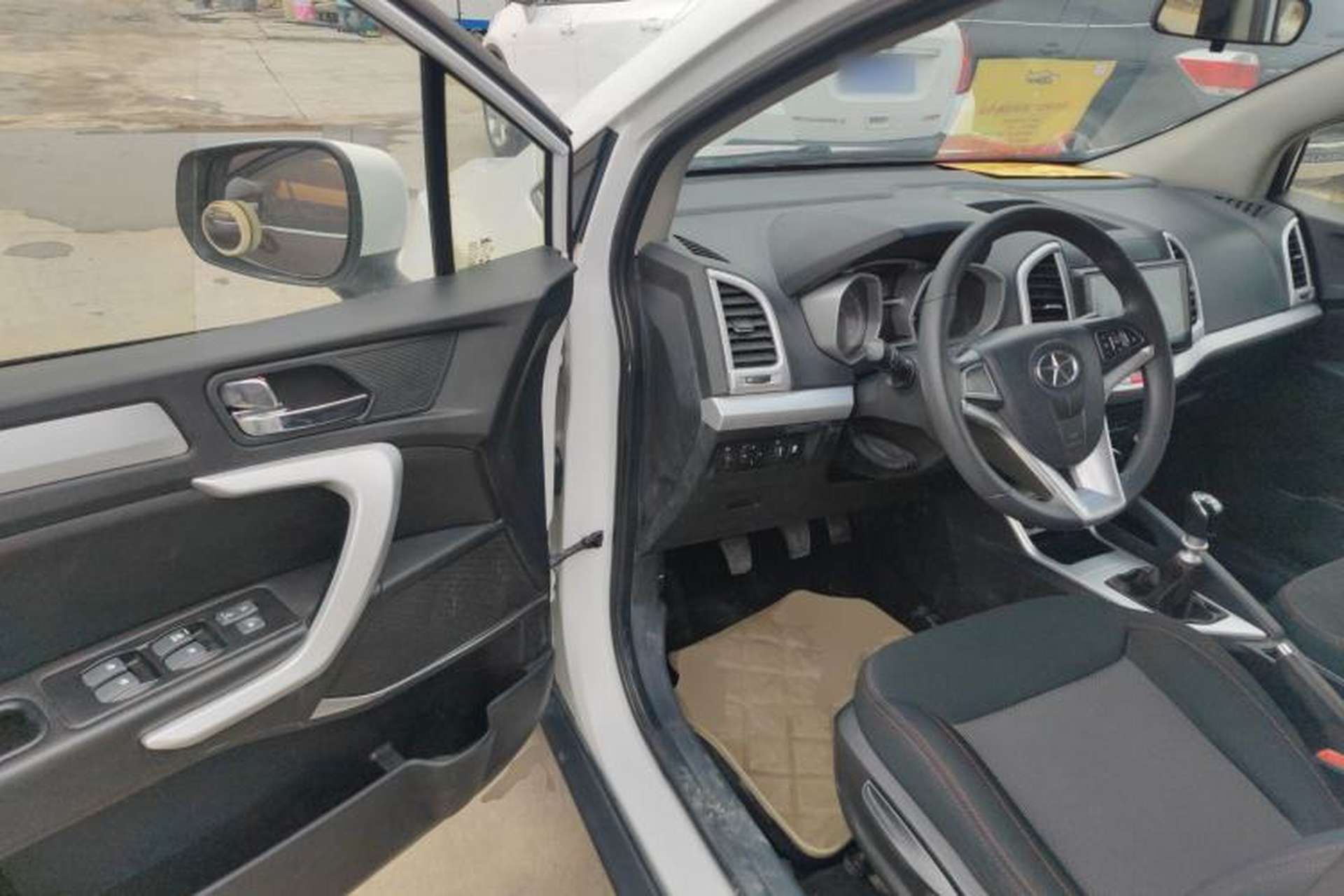 Used JAC Group Refine S3 2016 1.5L Manual Luxury Model Driver Seat