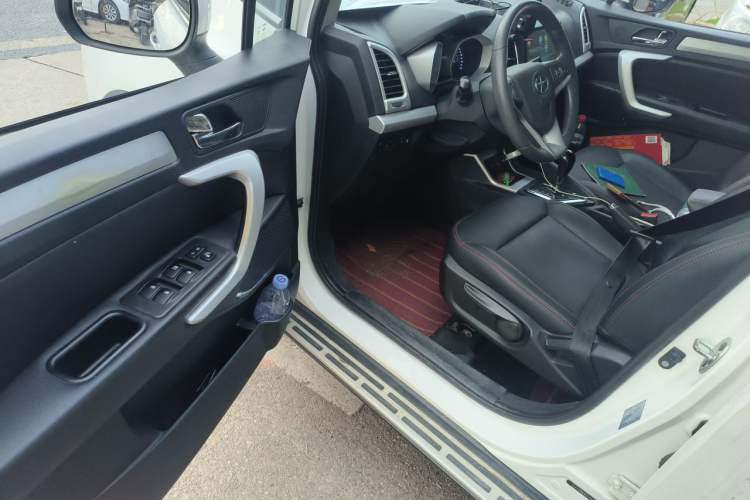Used JAC Group Refine S3 2016 1.5L CVT Luxury Model Driver Seat