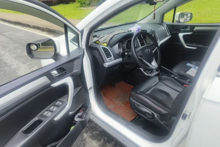 Used JAC Group Refine S3 2016 1.5L CVT Luxury Smart Version Driver Seat