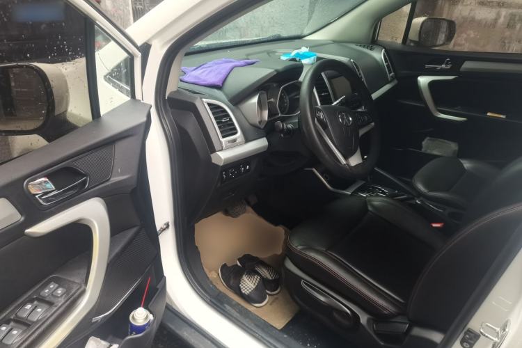 Used JAC Group Refine S3 2016 1.5L CVT Luxury Smart Version Driver Seat