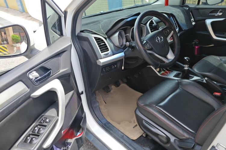 Used JAC Group Refine S3 2016 1.5L Manual Luxury Smart Version Driver Seat