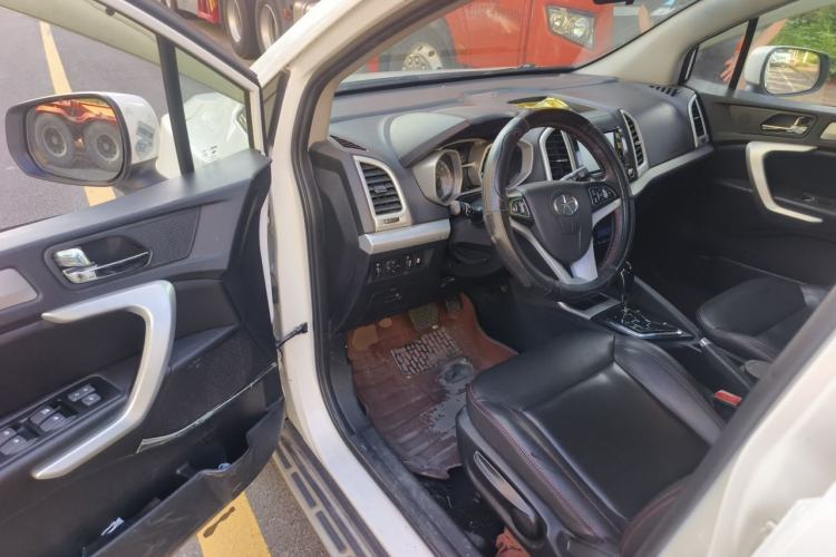 Used JAC Group Refine S3 2016 1.5L CVT Luxury Smart Version Driver Seat