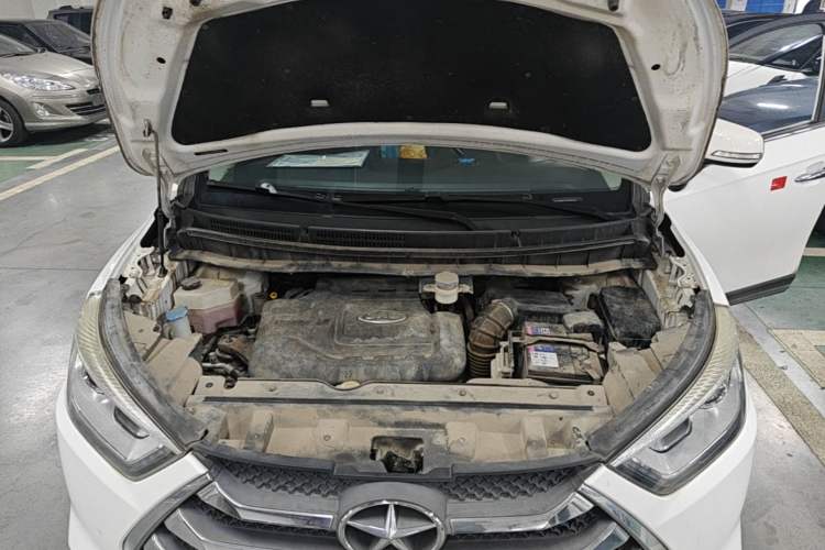 Used JAC Group Refine S3 2016 1.5L Manual Luxury Smart Version Engine Bay