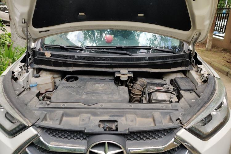 Used JAC Group Refine S3 2016 1.5L CVT Luxury Smart Version Engine Bay