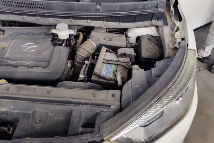 Used JAC Group Refine S3 2016 1.5L Manual Luxury Smart Version Engine Bay Left