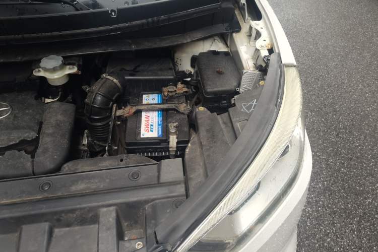 Used JAC Group Refine S3 2016 1.5L CVT Luxury Smart Version Engine Bay Left