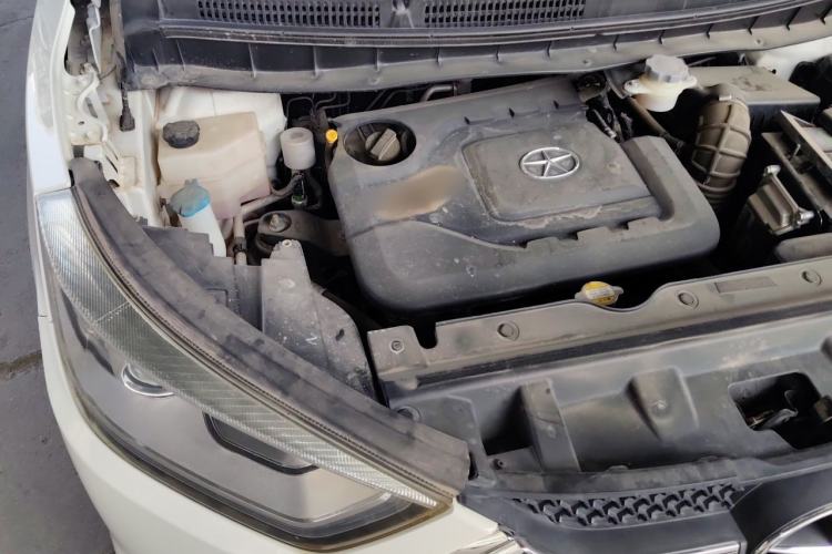 Used JAC Group Refine S3 2016 1.5L Manual Luxury Smart Version Engine Bay Right