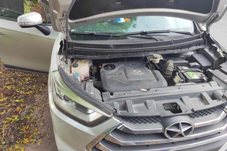 Used JAC Group Refine S3 2016 1.5L Manual Luxury Smart Version Engine Bay Right
