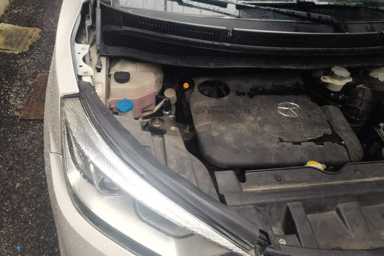 Used JAC Group Refine S3 2016 1.5L CVT Luxury Smart Version Engine Bay Right