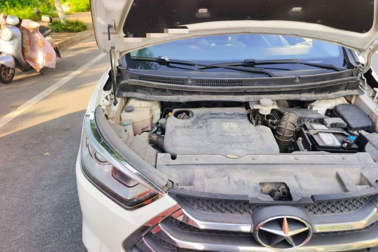 Used JAC Group Refine S3 2016 1.5L CVT Luxury Smart Version Engine Bay Right