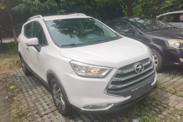 Used JAC Group Refine S3 2016 1.5L Manual Luxury Model Exterior 1