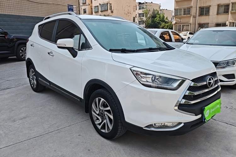 Used JAC Group Refine S3 2016 1.5L Manual Luxury Model Exterior 1