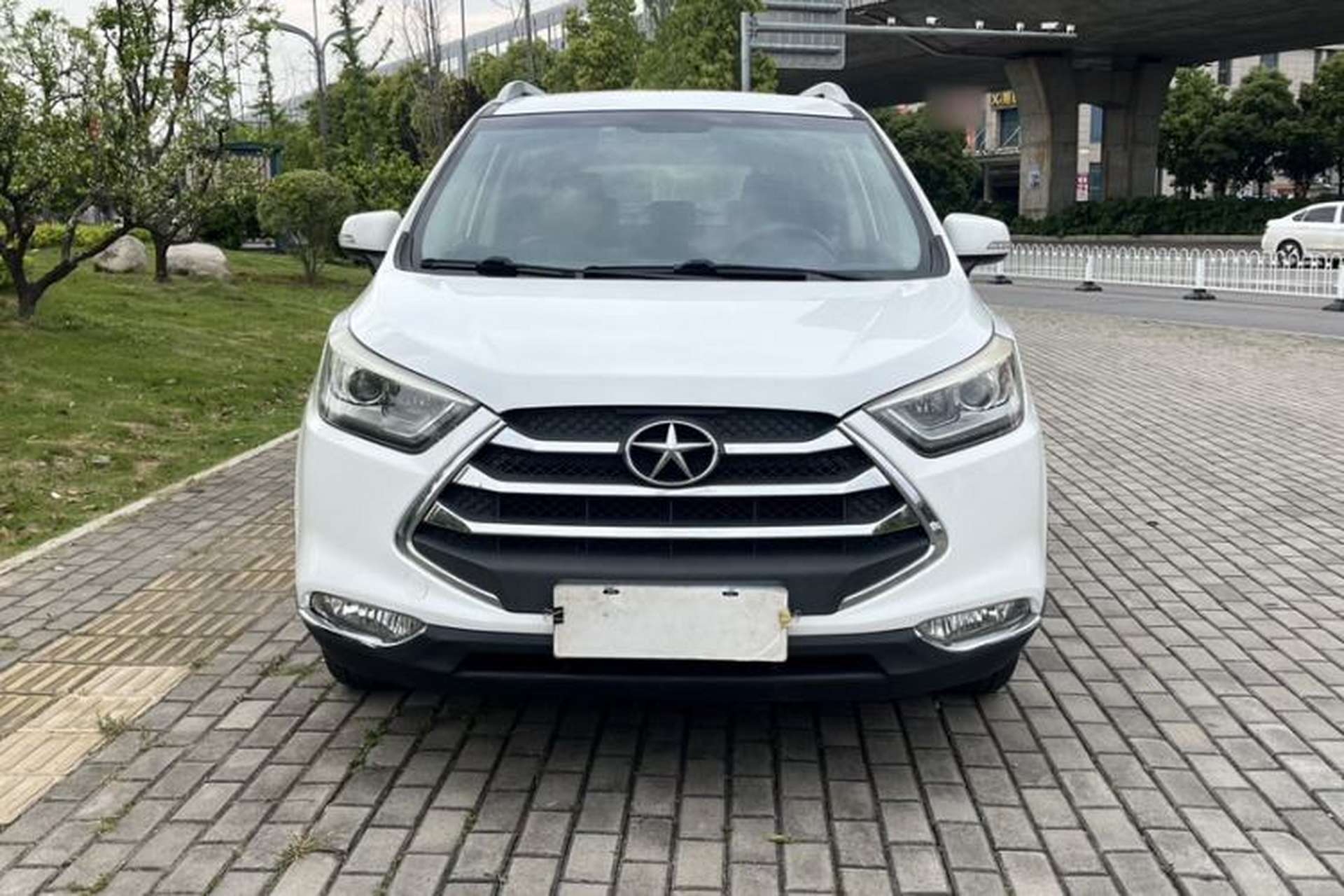 Used JAC Group Refine S3 2016 1.5L Manual Luxury Smart Version Exterior 4