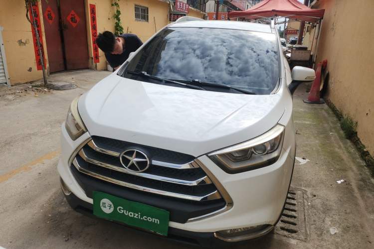 Used JAC Group Refine S3 2016 1.5L Manual Luxury Smart Version Front