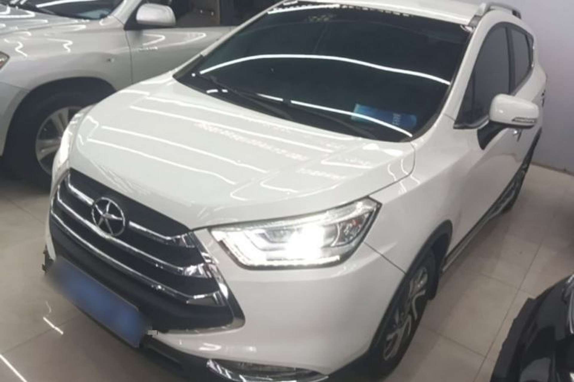 Used JAC Group Refine S3 2016 1.5L CVT Luxury Smart Version Front Left 45 Deg