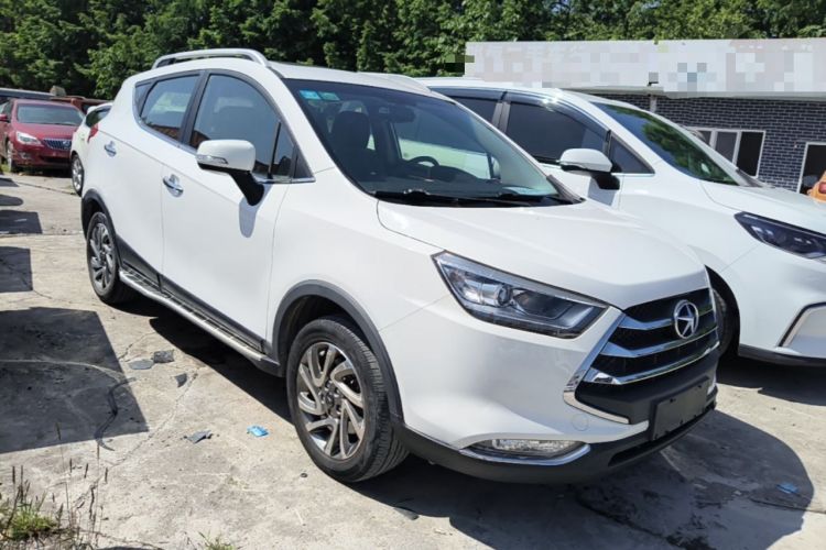 Used JAC Group Refine S3 2016 1.5L Manual Luxury Smart Version Front Right 45 Deg
