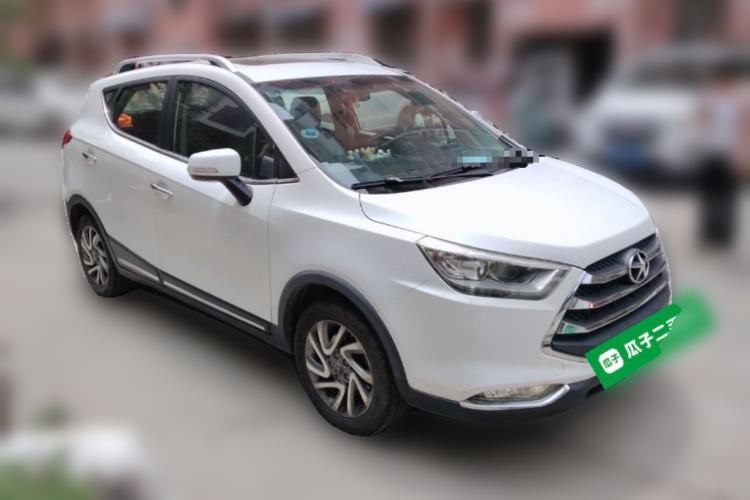 Used JAC Group Refine S3 2016 1.5L CVT Luxury Smart Premium Edition Front Right 45 Deg