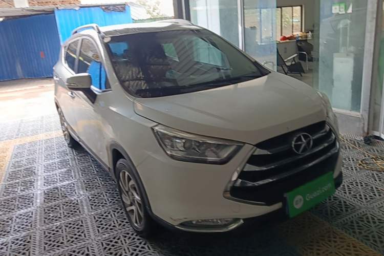 Used JAC Group Refine S3 2016 1.5L Manual Luxury Smart Version Front Right 45 Deg