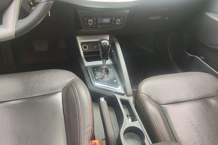 Used JAC Group Refine S3 2016 1.5L CVT Luxury Smart Version Gear Lever