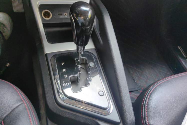 Used JAC Group Refine S3 2016 1.5L CVT Luxury Smart Version Gear Lever
