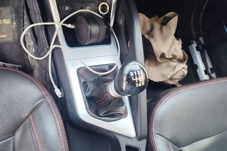 Used JAC Group Refine S3 2016 1.5L Manual Luxury Smart Version Gear Lever