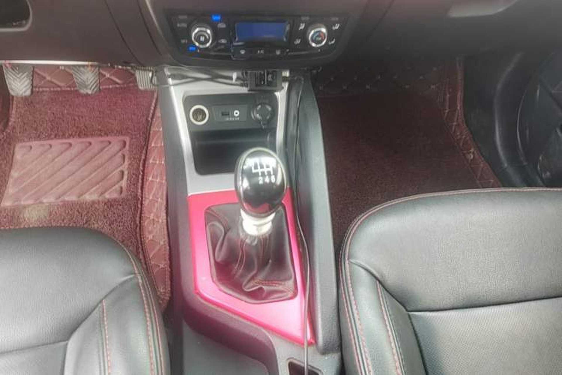 Used JAC Group Refine S3 2016 1.5L Manual Luxury Smart Version Gear Lever