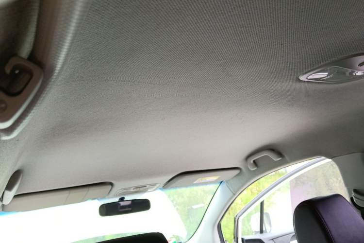 Used JAC Group Refine S3 2016 1.5L CVT Luxury Smart Version Headliner