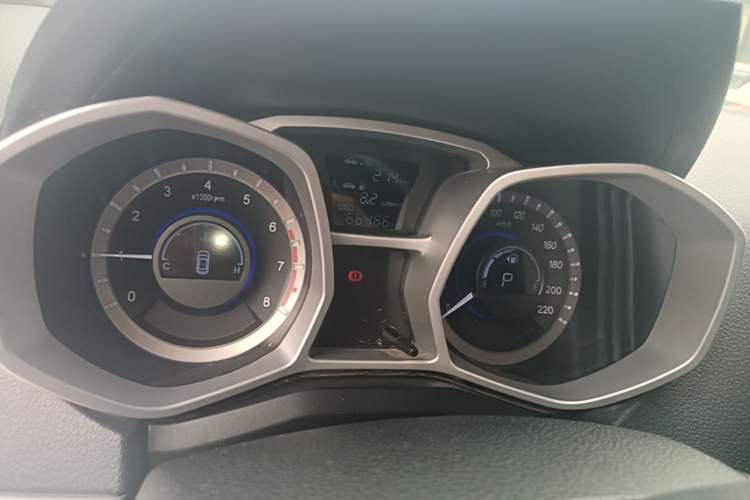 Used JAC Group Refine S3 2016 1.5L CVT Luxury Smart Version Instrument Cluster