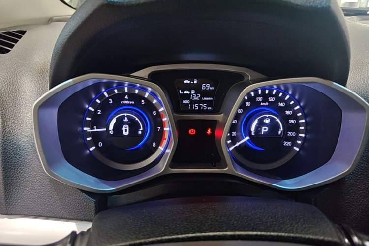 Used JAC Group Refine S3 2016 1.5L CVT Luxury Smart Premium Edition Instrument Cluster