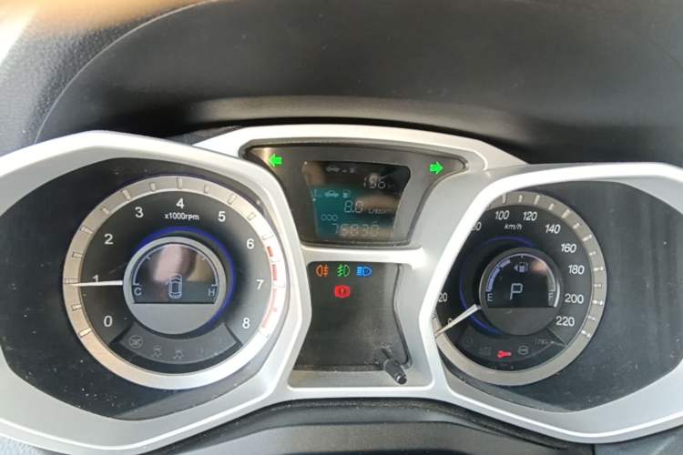 Used JAC Group Refine S3 2016 1.5L CVT Luxury Smart Version Instrument Cluster