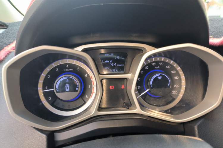 Used JAC Group Refine S3 2016 1.5L Manual Luxury Smart Version Instrument Cluster
