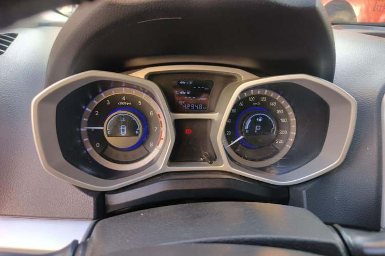 Used JAC Group Refine S3 2016 1.5L CVT Luxury Smart Version Instrument Cluster