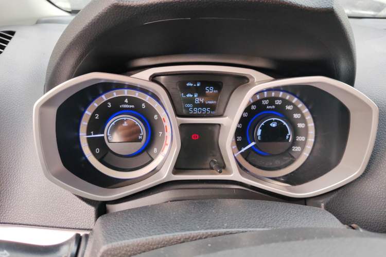 Used JAC Group Refine S3 2016 1.5L Manual Luxury Smart Premium Edition Instrument Cluster