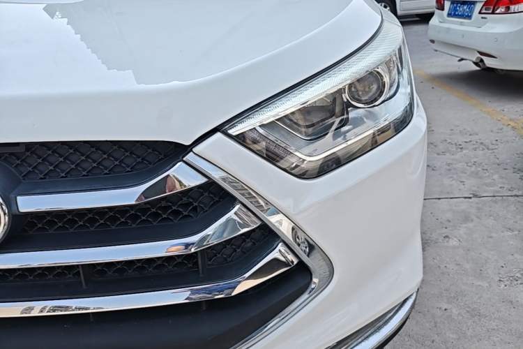 Used JAC Group Refine S3 2016 1.5L Manual Luxury Model Left Front Headlight
