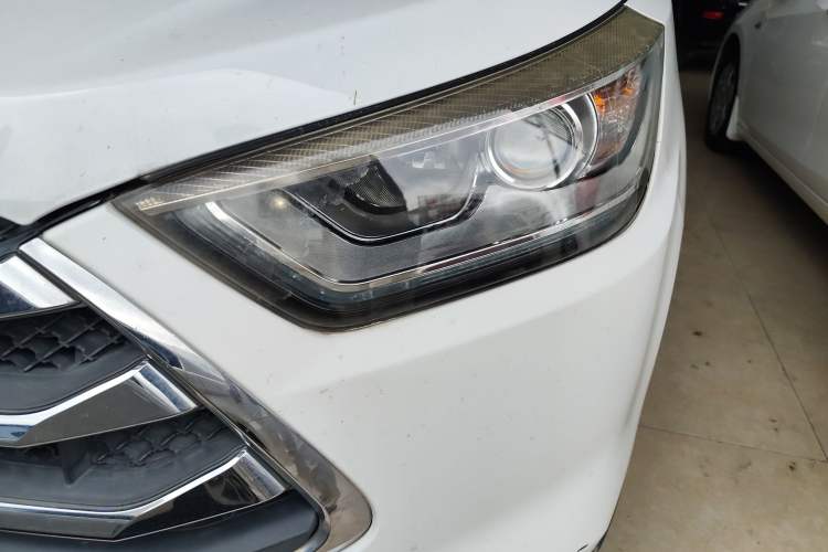 Used JAC Group Refine S3 2016 1.5L CVT Luxury Smart Version Left Front Headlight