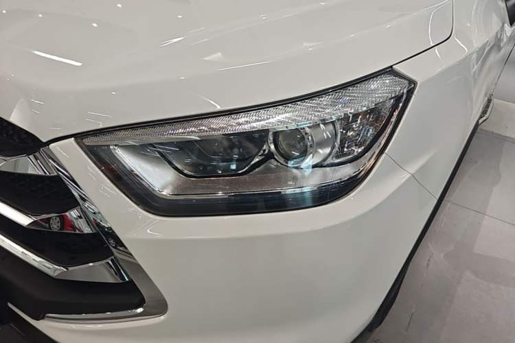 Used JAC Group Refine S3 2016 1.5L CVT Luxury Smart Premium Edition Left Front Headlight